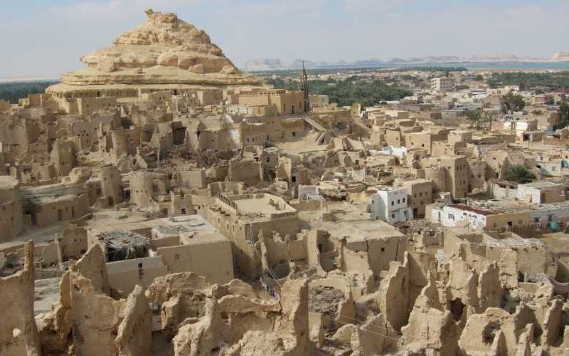 Gebel Dakrur — place