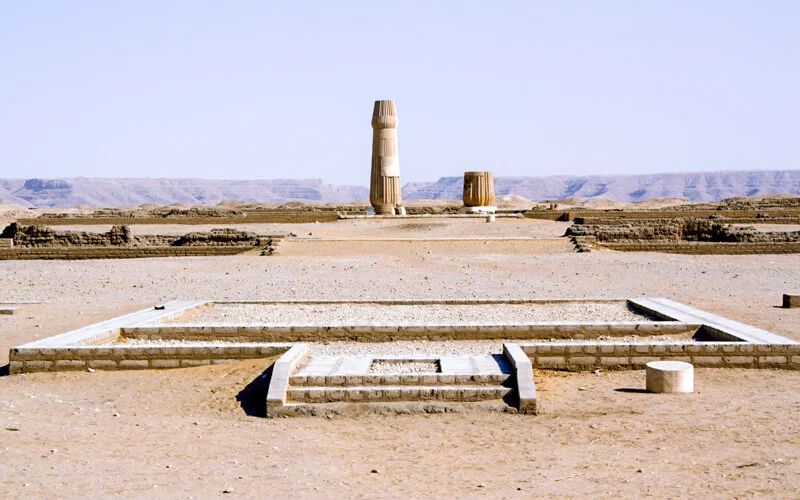Tell el-Amarna (Akhetaten) — place