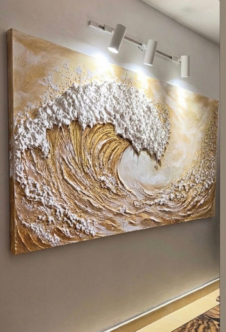 Tropical gold wave