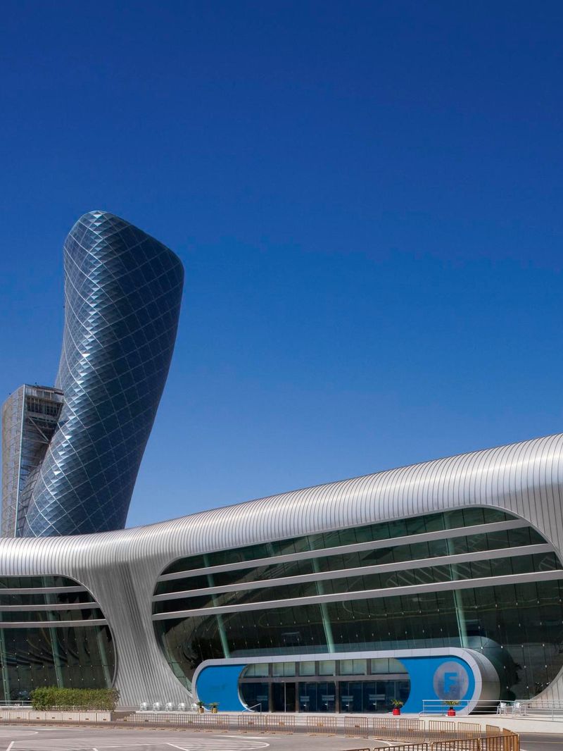 Capital Gate (The Leaning Tower of Abu Dhabi) — place photo