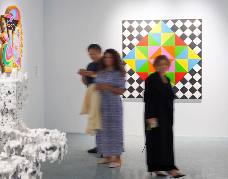 O Contemporary — gallery cover