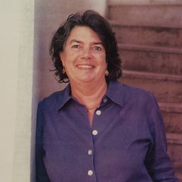 Alison Collins — portrait