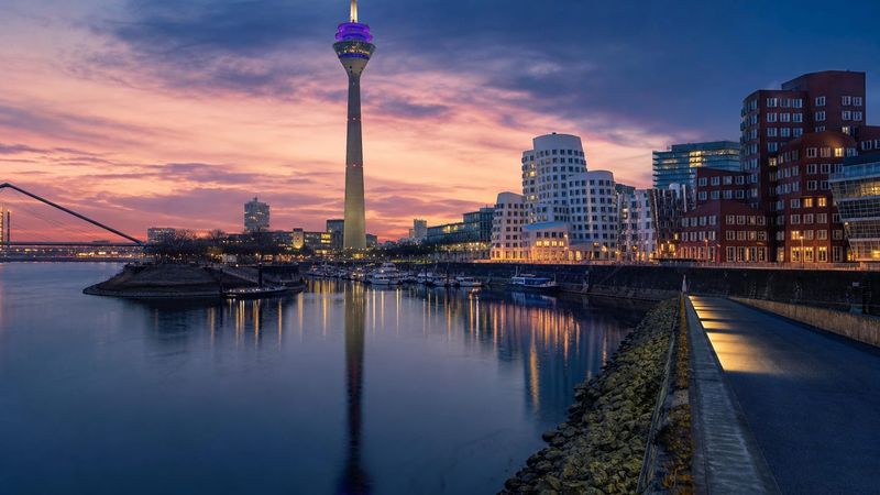 Düsseldorf — city